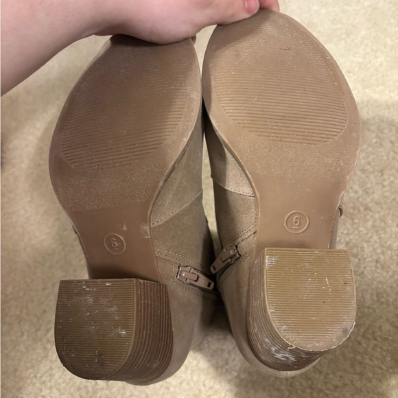 Target Heeled Ankle Booties - Picture 3 of 6